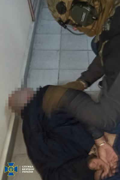 Під Києвом спіймали зрадника, який допомогав захоплювати будівлю СБУ в Луганську - Події