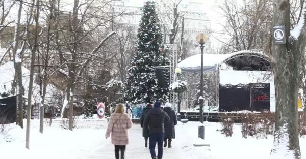 В Новый год без "красных" зон: Волынская и Запорожская область станут "желтыми" - Короновирус