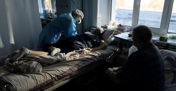 В очереди за «Омикроном»: почему в Украине пошел рост госпитализаций - Короновирус