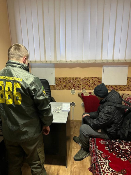 Держприкордонслужба: чоловіки тікають із України, щоб ухилитися від мобілізації- Події
