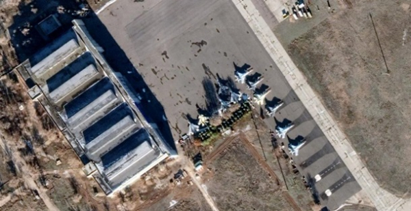 З'явилися супутникові знімки стратегічних об'єктів Росії