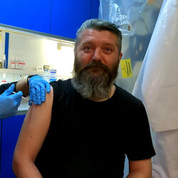 Українських полярників на Вернадському вакцинували від СOVID-19  - Коронавірус
