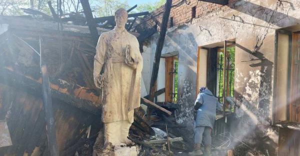 Директор знищеного музею Григорія Сковороди: Частину експонатів встигли евакуювати - Події