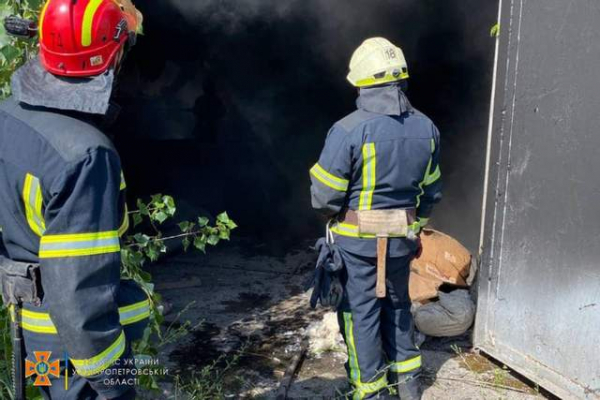 У Індустріальному районі Дніпра сталася пожежа