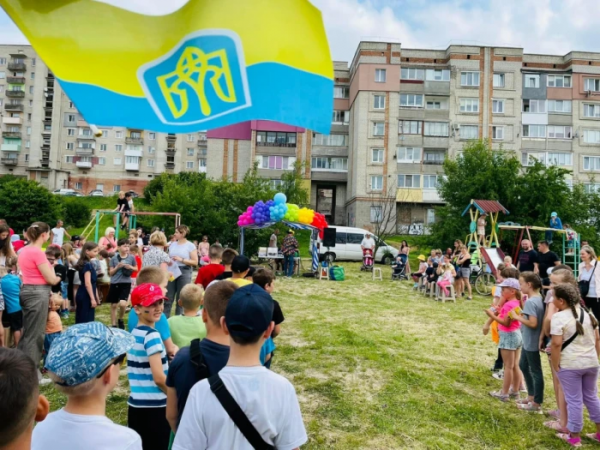 У Нововолинську провели благодійне дитяче свято на підтримку ЗСУ | Новини Нововолинська
