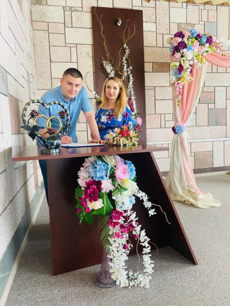 Кохання перемагає: за 112 днів війни у Нововолинську одружилося 158 пар | Новини Нововолинська