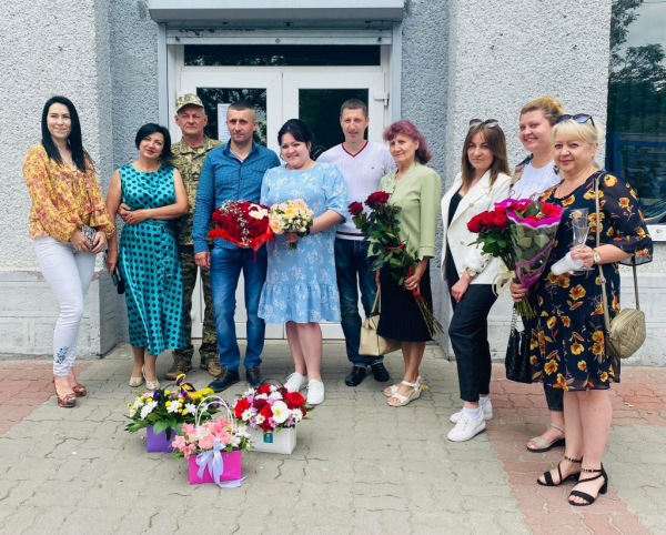 Кохання перемагає: за 112 днів війни у Нововолинську одружилося 158 пар | Новини Нововолинська