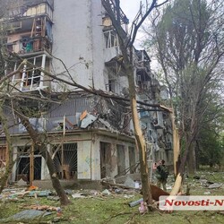 Війська РФ атакували Нікополь з "Градів", а по Миколаєву та Харкову завдали ракетних ударів - Події