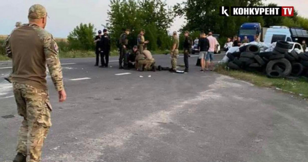 За кермом був поліцейський: у ДТП на в'їзді в Нововолинськ загинули нацгвардієць та правоохоронець | Новини Нововолинська
