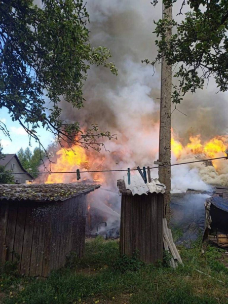 У Нововолинську ліквідували пожежу в літній кухні | Новини Нововолинська