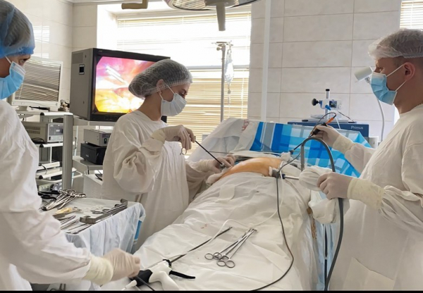 Хірурги Нововолинської лікарні провели операцію з використанням ультразвукового скальпеля | Новини Нововолинська