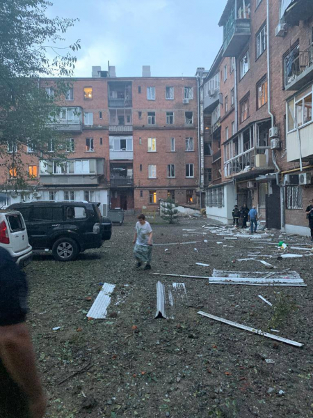 Російські війська вранці вдарили по Харкову 4 рази - 11 серпня 2022 :: Новини Донбасу