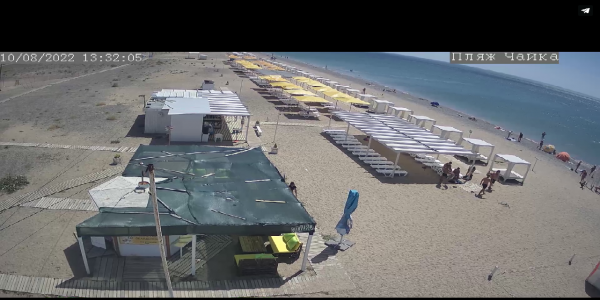 Жителі Новофедорівки після вибуху на аеродромі: Пляжі спорожніли, сезон провалився до біса - Події