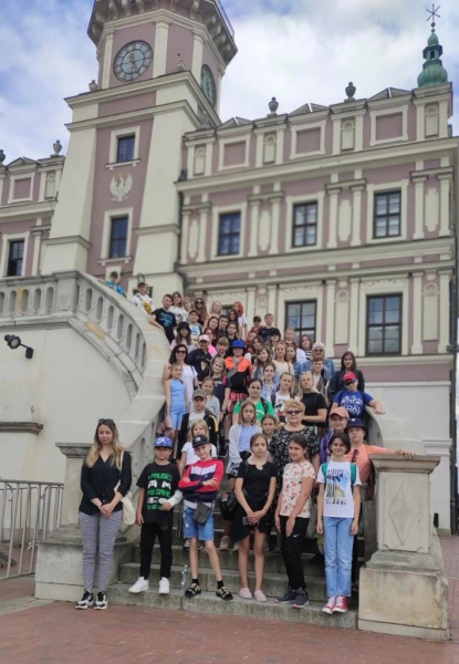 Нововолинські школярі повернулися з відпочинку за кордоном | Новини Нововолинська