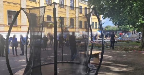 У Чернігові вже 15 постраждалих від вибуху на ярмарку - Події