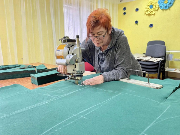 У Нововолинську шукають швачок для пошиття військового одягу | Новини Нововолинська