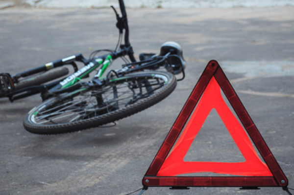 В Поромівській громаді трапились дві ДТП: постраждали пішохідка та велосипедисти | Новини Нововолинська
