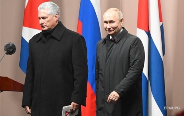 Путін зустрівся з президентом Куби у Москві