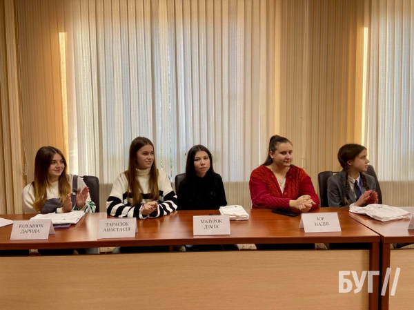 Відбулось перше засідання молодіжної ради у Нововолинську | Новини Нововолинська