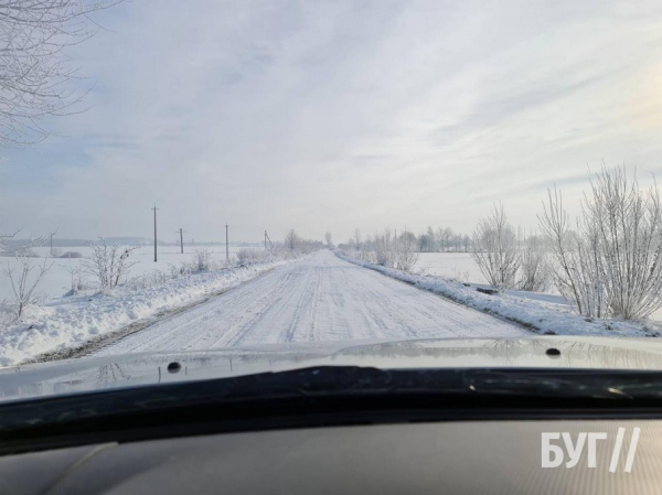 Голова Поромівської громади самостійно почистив дороги на техніці | Новини Нововолинська