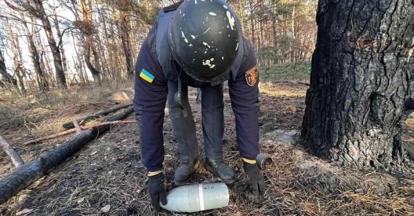 На Донбасі підірвалася бригада піротехніків – троє загинули - Події