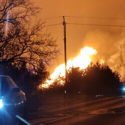 У Литві стався вибух на газопроводі - людей евакуювали, рятувальники гасять пожежу - Події