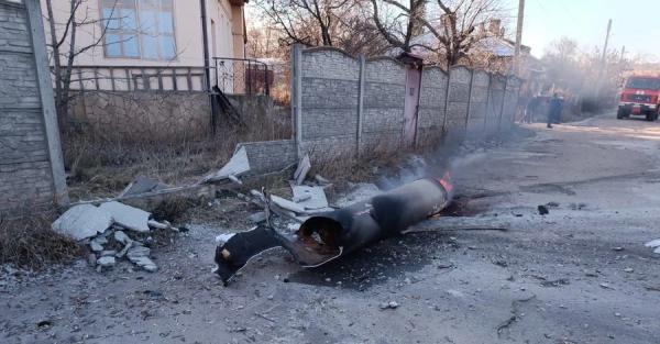 На Донбасі росіяни випустили ракету по Костянтинівці, є пошкодження - Події