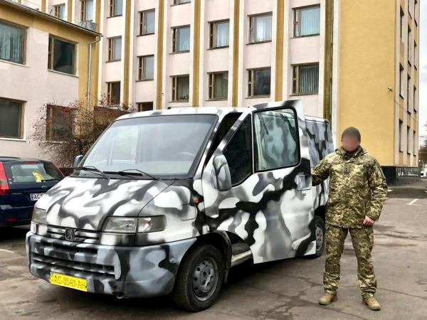 З Нововолинська передали ще один автомобіль для потреб військових | Новини Нововолинська