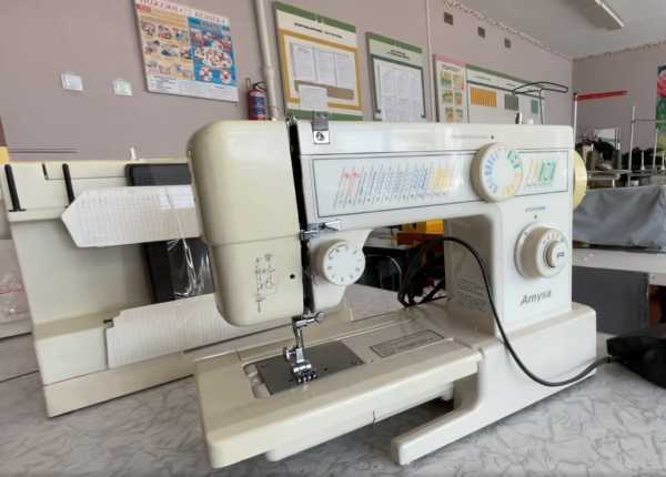 Заклади освіти у Нововолинську отримали швейні машинки від благодійного фонду з Нідерландів | Новини Нововолинська