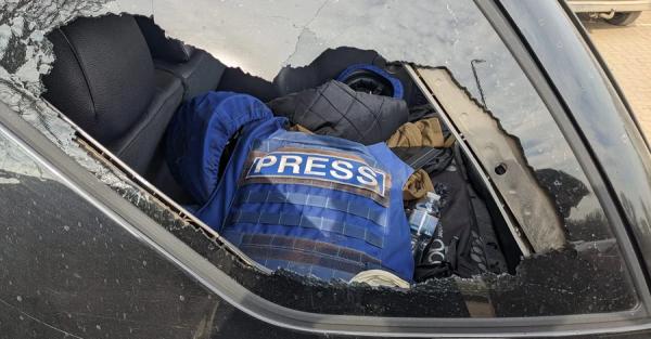 Журналісти Донбас.Реалій потрапили під обстріл на Бахмутському напрямку - Події