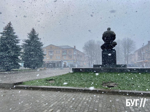 Березневий сніг у Нововолинську: місто повернулось у зимову пору | Новини Нововолинська