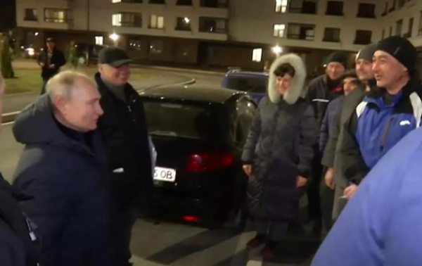"Це все напоказ": Кремль вирізав фрагмент із відео з Путіним у Маріуполі