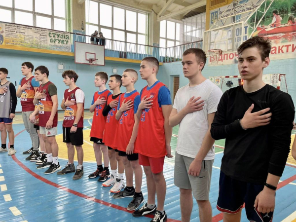 Юні баскетболісти змагалися на турнірі «Junior NBA» у Нововолинську | Новини Нововолинська