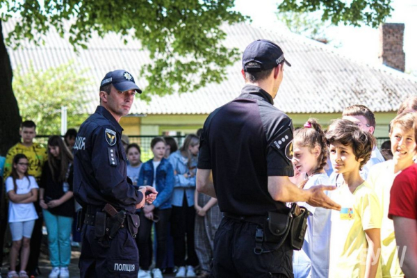 З нагоди відзначення 5-ої річниці служби поліцейських офіцерів громад у Нововолинську провели спортивні змагання | Новини Нововолинська