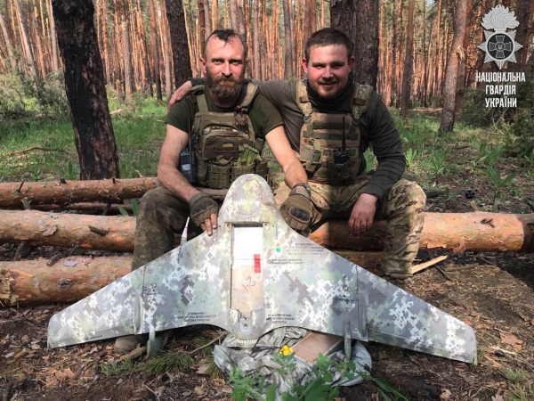 На Луганщині гвардієць із позивним "Лютий" захопив рідкісний російський дрон - Події