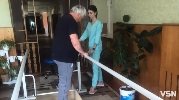 Половина пацієнтів – військові: розповіли, як у лікарні Нововолинська хворим відновлюють здатність рухатися | Новини Нововолинська