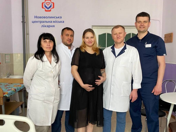 Врятували одразу два життя: в лікарні Нововолинська видалили апендицит вагітній жінці | Новини Нововолинська