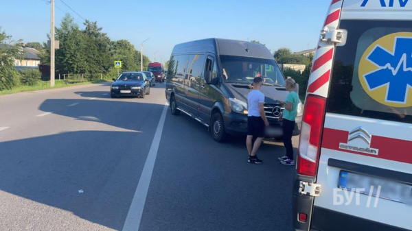 У Нововолинську на трасі Р-15 трапилася ДТП за участю неповнолітніх велосипедистів | Новини Нововолинська
