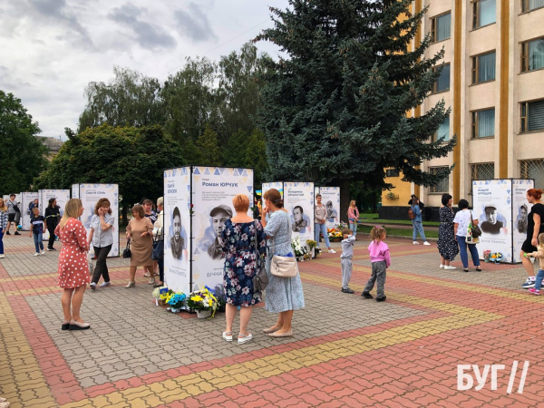 У Нововолинську на Алеї Героїв відбулась спільна молитва | Новини Нововолинська