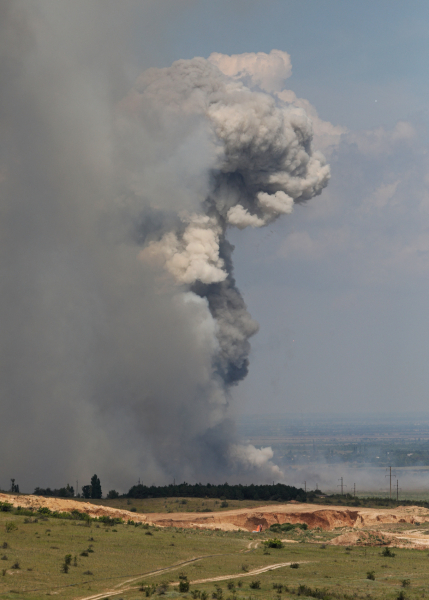 У Криму оголосили евакуацію через вибухи на військовому полігоні - Події