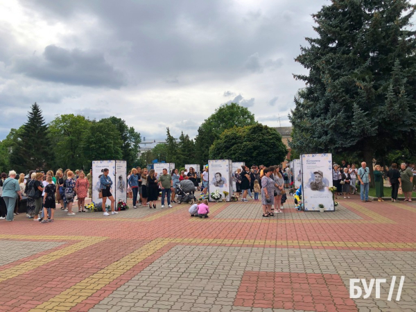 У Нововолинську на Алеї Героїв відбулась спільна молитва | Новини Нововолинська