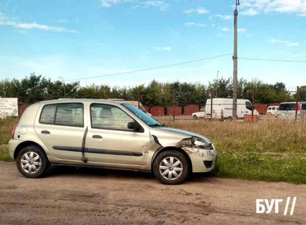 У Нововолинську зіштовхнулись два легковики | Новини Нововолинська