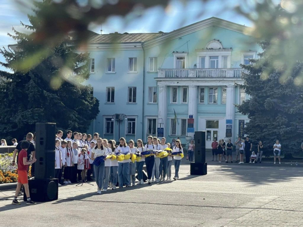 З нагоди Дня миру у Нововолинську відбулись благодійні заходи | Новини Нововолинська