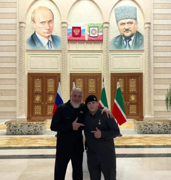 Кадиров надав 15-річному синові звання героя Чечні
