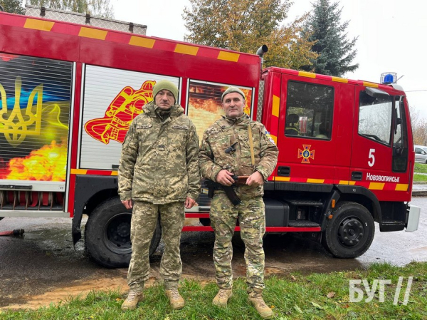 У Нововолинську горів приватний будинок: трьох людей госпіталізували | Новини Нововолинська