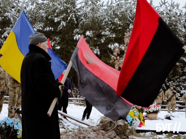 Поховали на місці, де заповідав: в останню путь провели директора урочища «Вовчак» Василя Мазурика | Новини Нововолинська