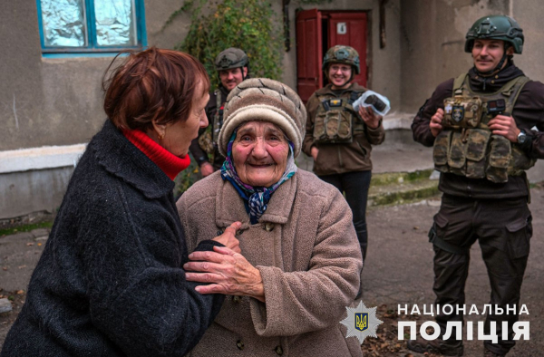 З Торецька поліція евакуювала ще двох жінок - 23 листопада 2023 :: Донеччина