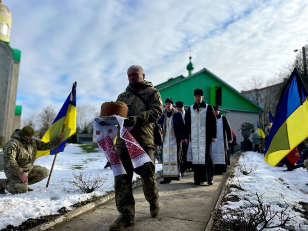 Назавжди 23: у Нововолинську попрощалися із загиблим Героєм Артуром Мельничуком | Новини Нововолинська