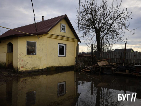 Люди уже не знають куди звертатися: жителі Нововолинської та Поромівської громад страждають від підтоплення будинків | Новини Нововолинська