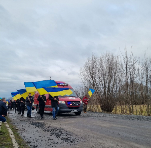 Литовезька громада попрощалася з полеглим Героєм Ігорем Романчуком | Новини Нововолинська